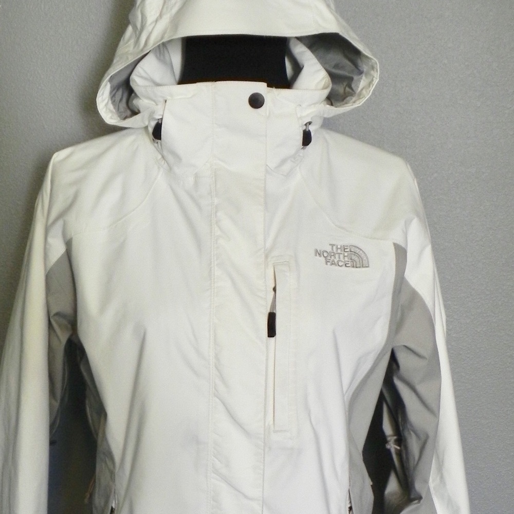 The North Face Hyvent Women’s Ski Jacket Med White